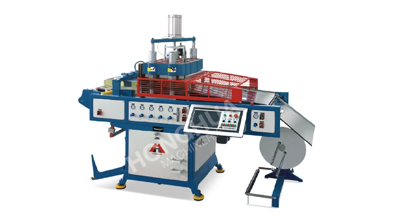 /Plastic Thermoforming Machine